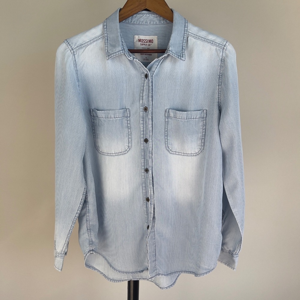Mossimo Supply Co Boyfriend Shirt Womens Medium Pinstripe Light Blue Lyocelle